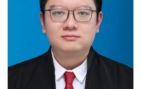 苏州大学较高收费毕业证一样吗